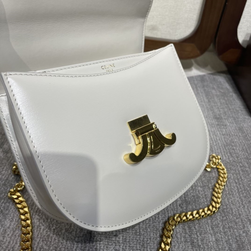 Ce1i*e triomphe bags